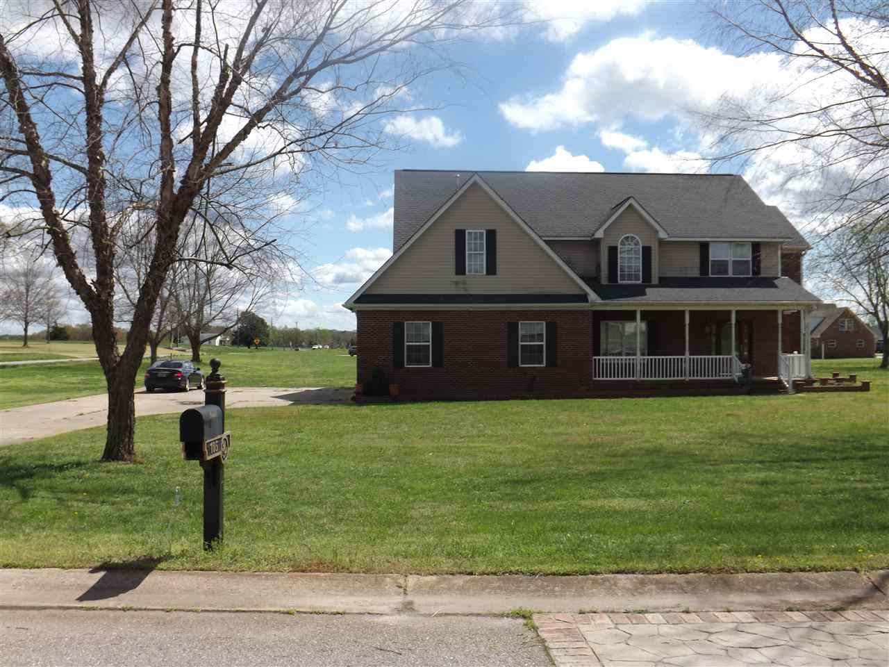 105 Planters Drive - Photo 1