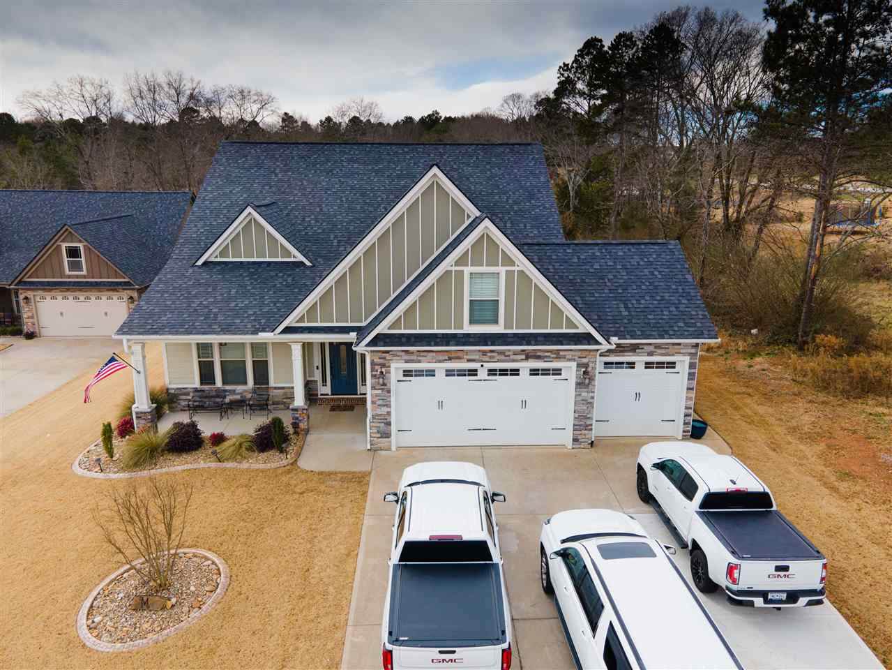 108 Southern Oaks Drive - Photo 1