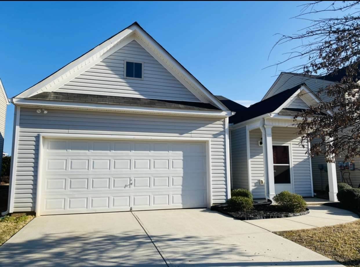 225 Dellwood Dr - Photo 1