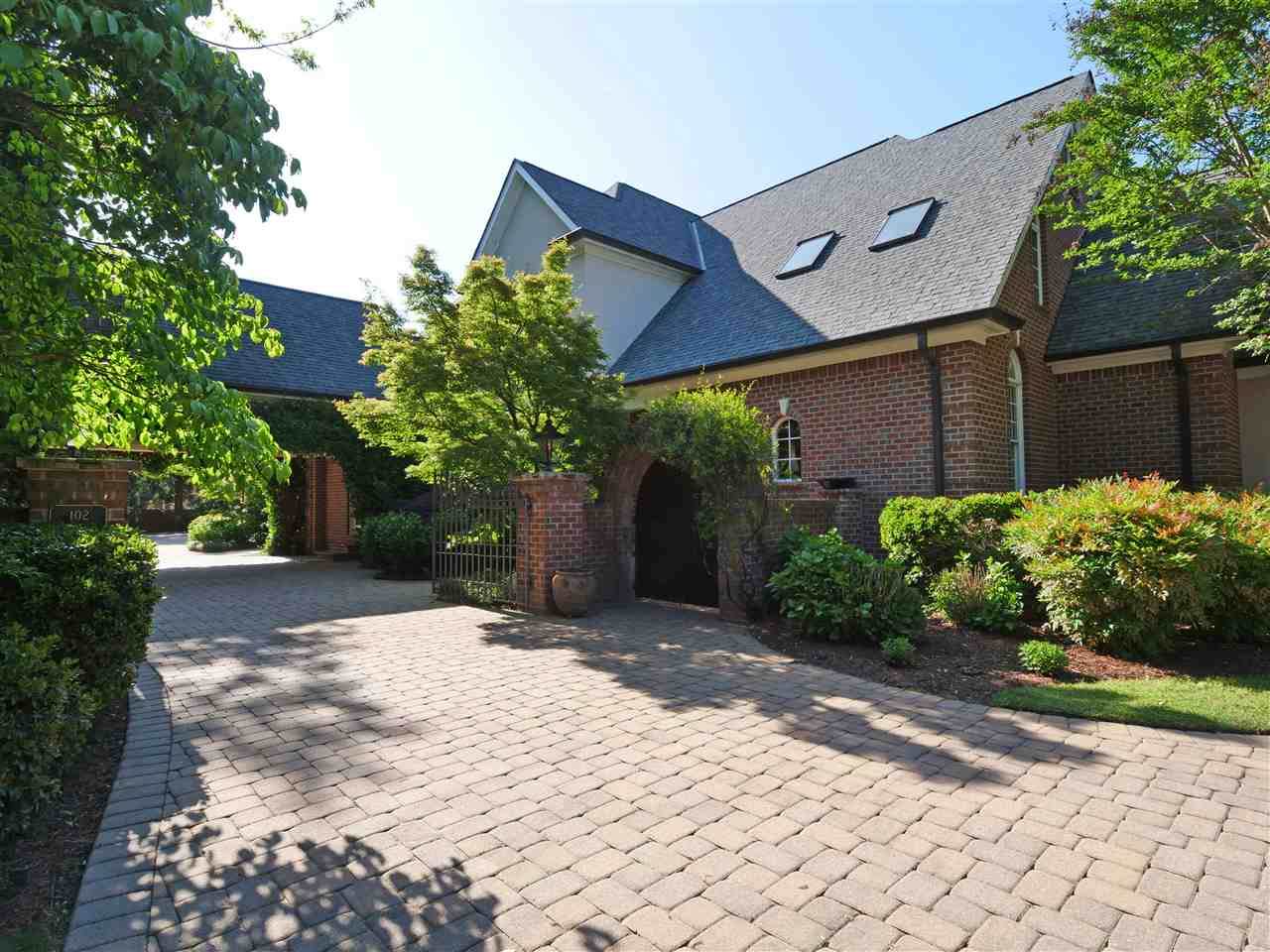 102 Club Pointe Drive - Photo 1