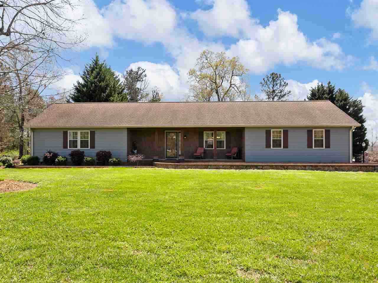 105 James Road - Photo 1