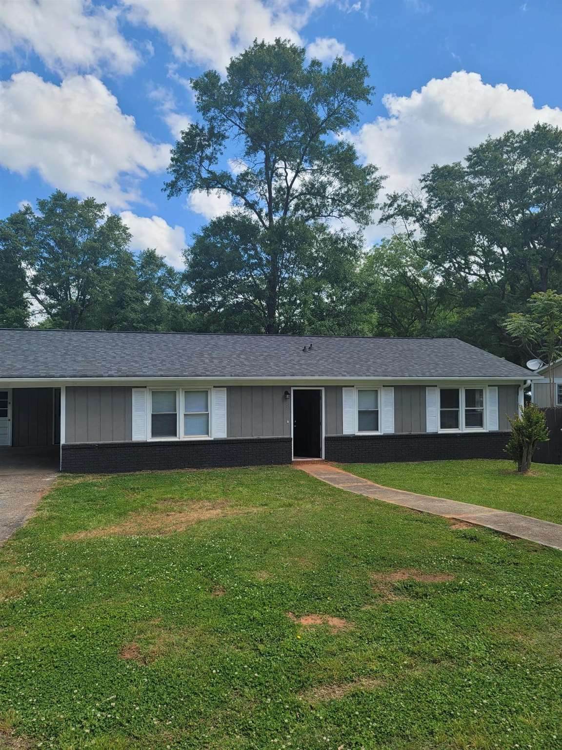 8 Powell Circle - Photo 1