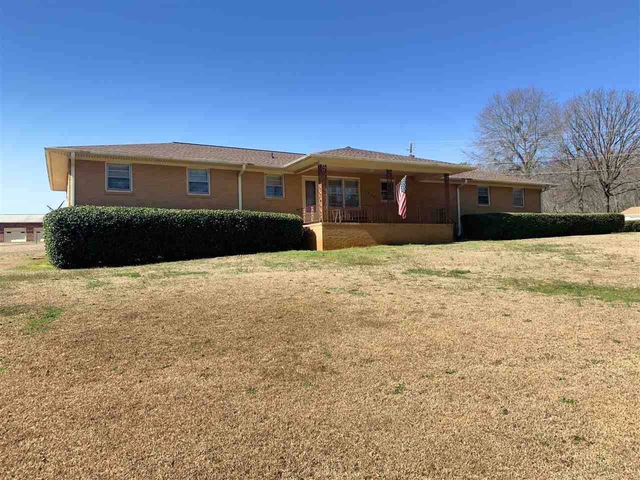 1070 Hanging Rock Rd - Photo 1