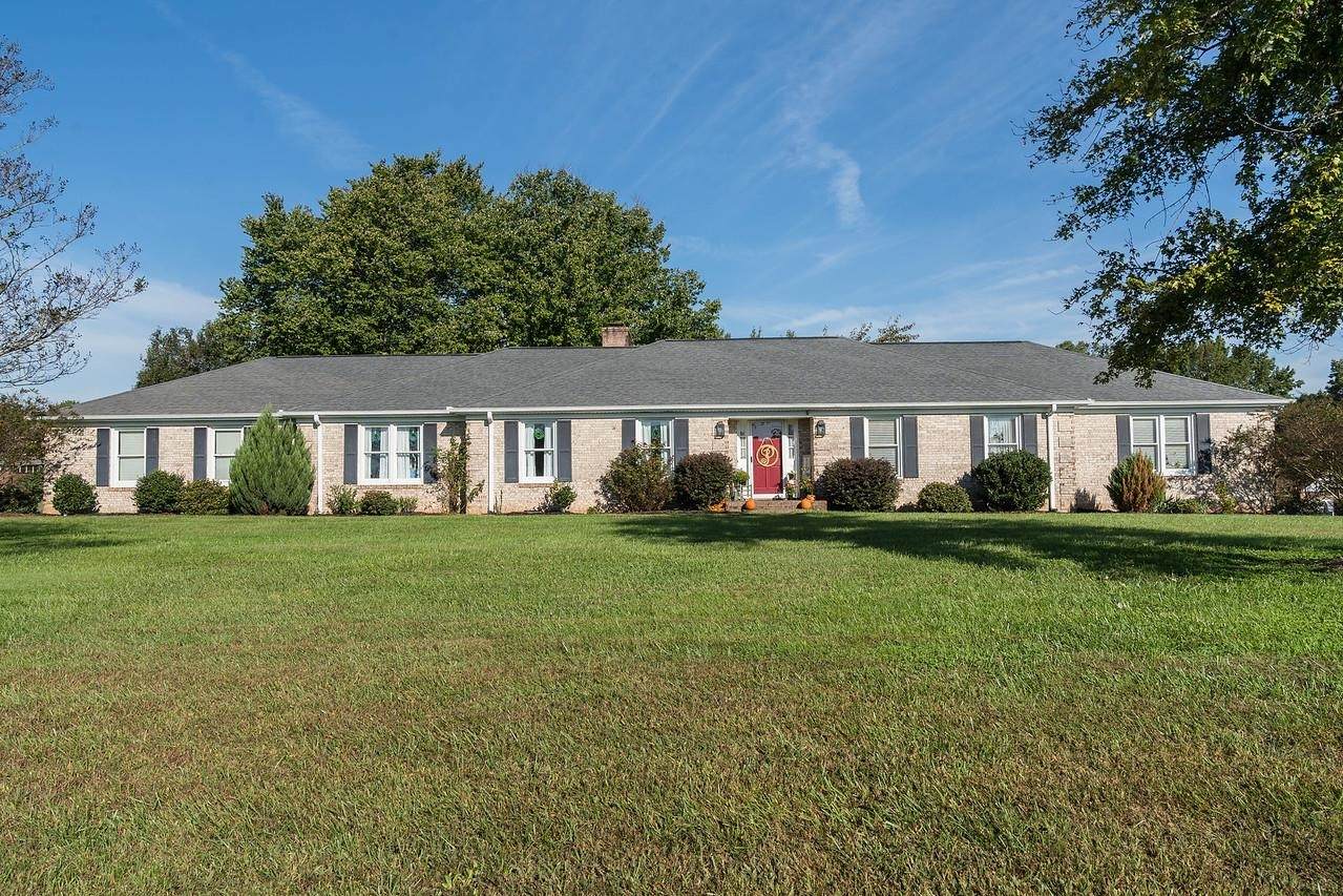119 Lakeland Avenue - Photo 1