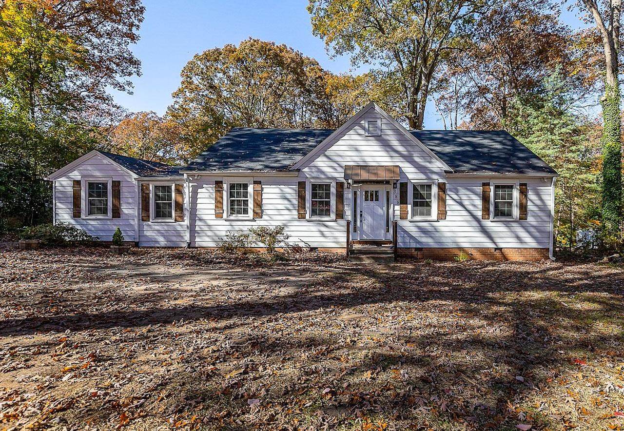 388 Woodside Lane - Photo 1