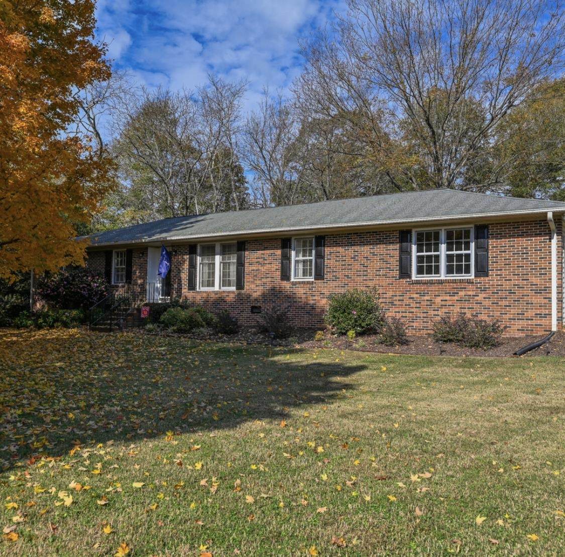 208 Wren Way - Photo 1