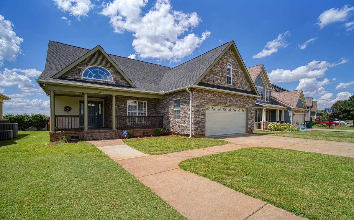 560 Serendipity Lane - Photo 1