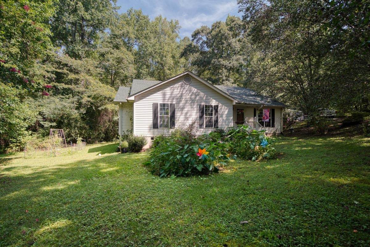 124 Woodruff Lane - Photo 1