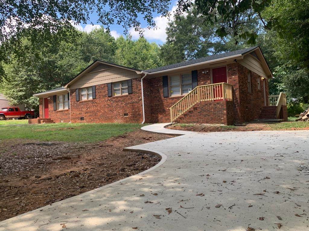 120 Kelly Rd - Photo 1