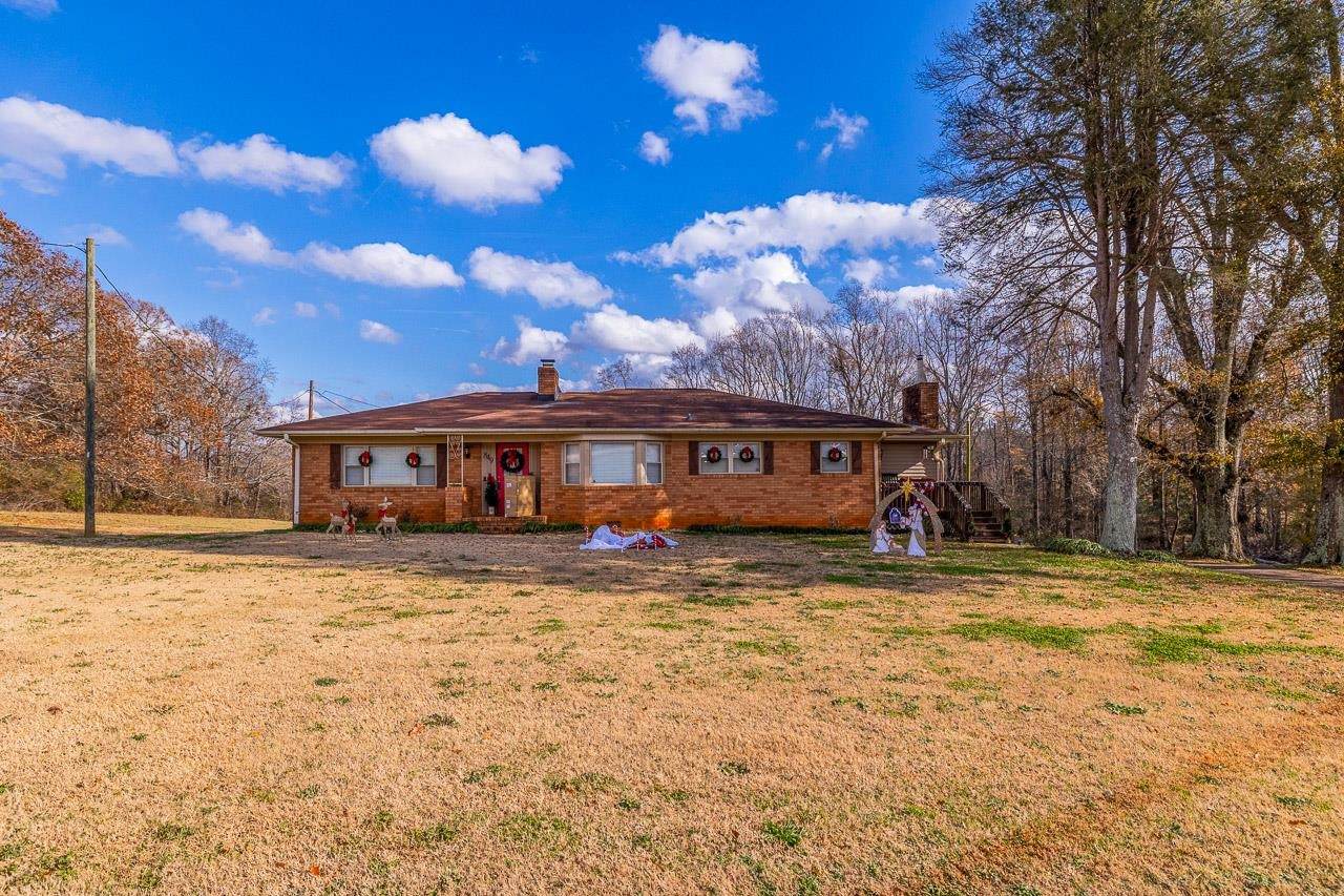 847 Harvey Road - Photo 1