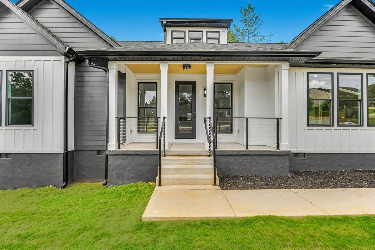 216 Riverbreeze Road - Photo 1