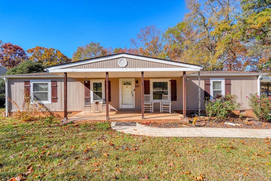 127 Michelle Drive - Photo 1