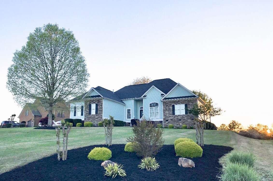 815 Heathland Dr - Photo 1