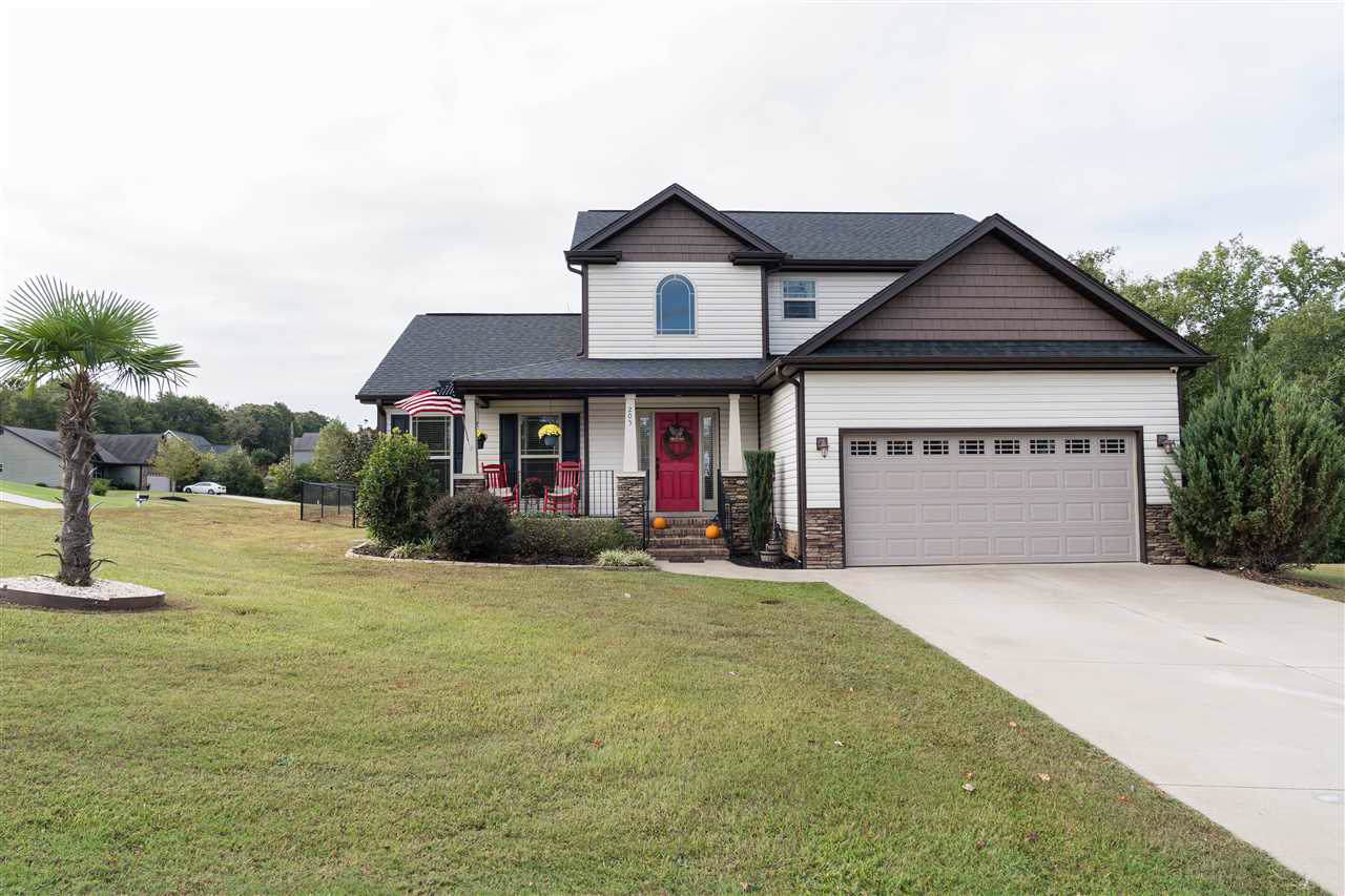 205 Glendower Lane - Photo 1