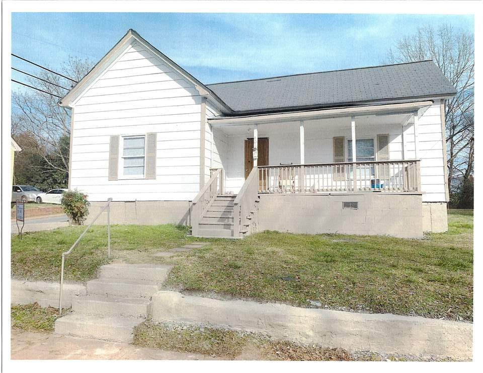 401 Walnut St - Photo 1