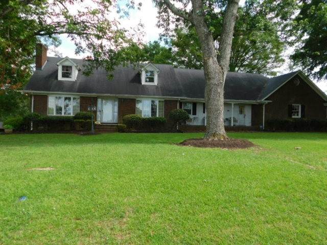 810 Anthony Street - Photo 1