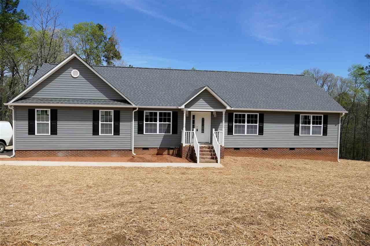 195 Hillcrest Dr - Photo 1