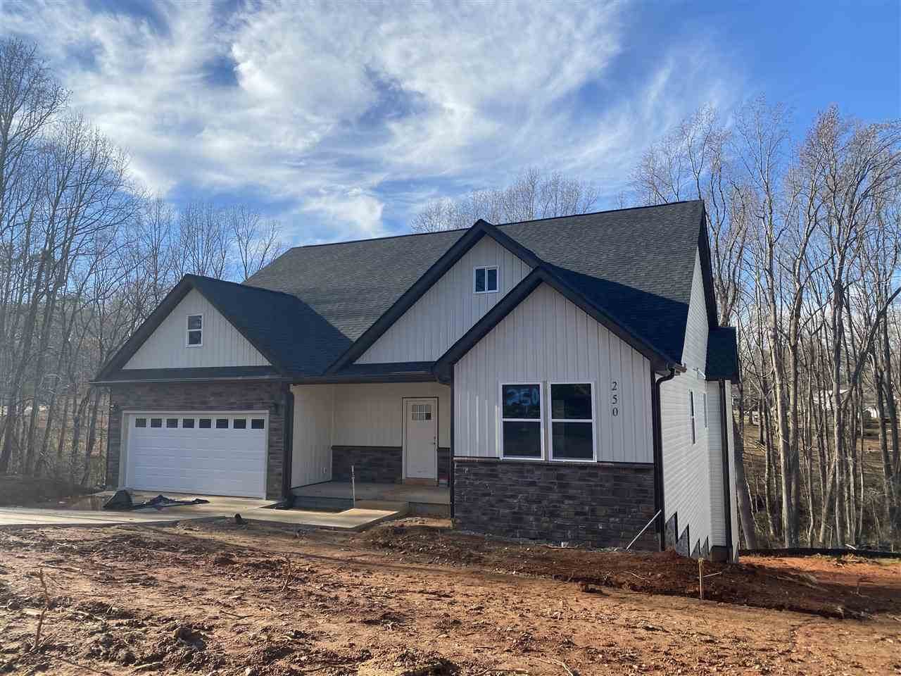 250 Riveroak Circle - Photo 1