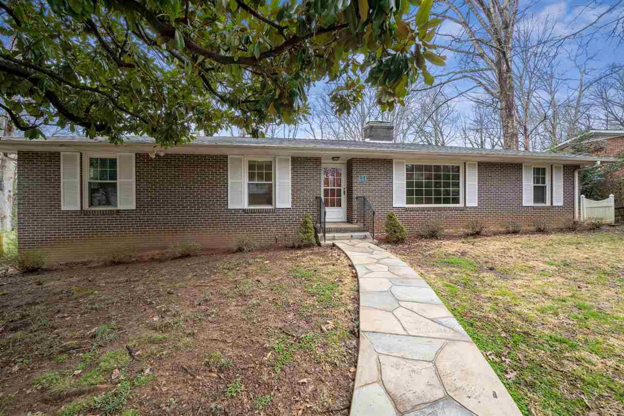 111 Tanglewylde Drive - Photo 1