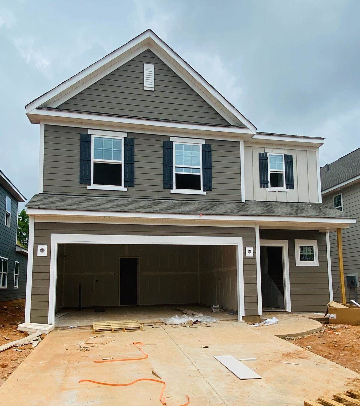 169 Magnolia St - Photo 1
