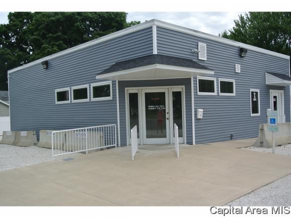200 Greenwood - Photo 1
