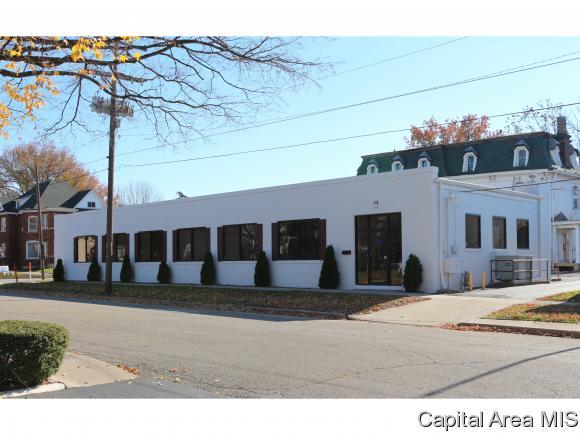 526 Allen - Photo 1
