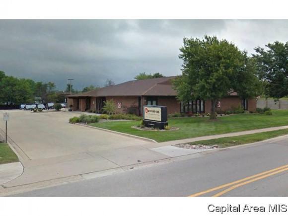 2801 Lawrence Ave - Photo 1