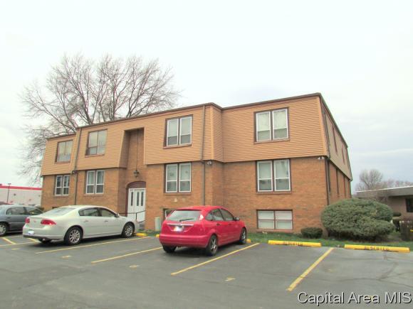 2651 Lawrence 1J - Photo 1