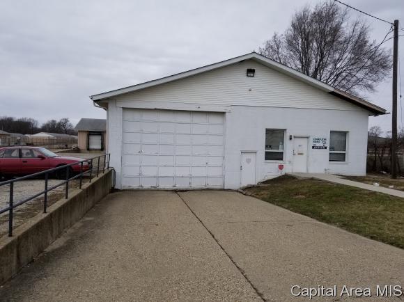 1623 Groth Street - Photo 1