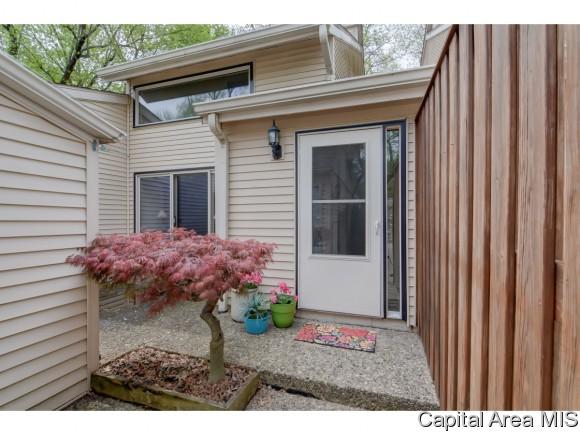 23 Country Place - Photo 1