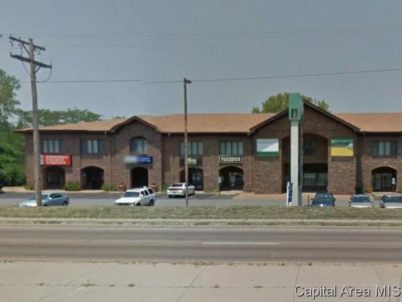2205 Wabash Ave - Photo 1