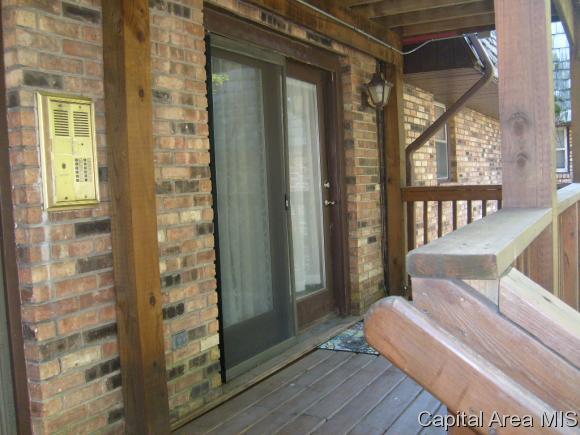 2906 Taylor Ave - Photo 1