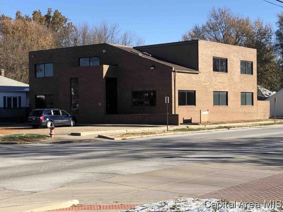1630 State St - Photo 1