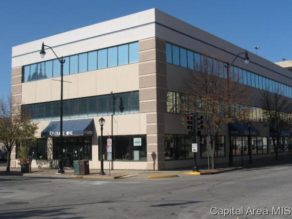 321 Adams - Photo 1