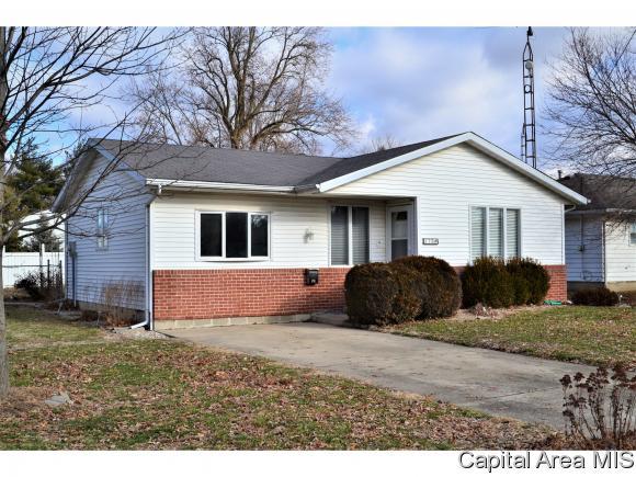 110 Adams - Photo 1