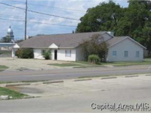 801 11th - Photo 1