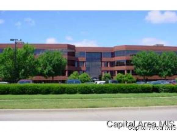 3201 White Oaks Drive - Photo 1