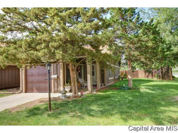 25 Redwood Ln - Photo 1