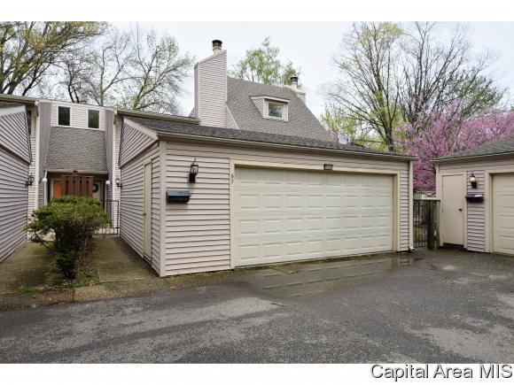65 Country Place - Photo 1