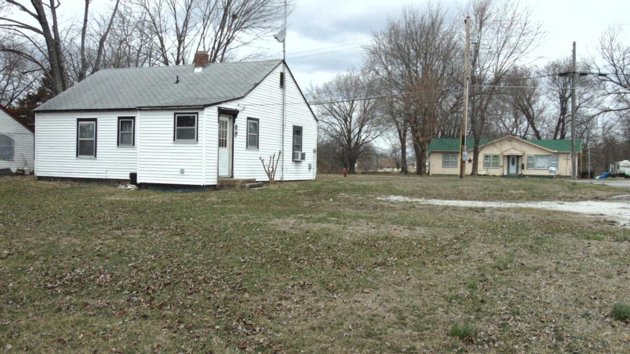 418 9th Street - Photo 1