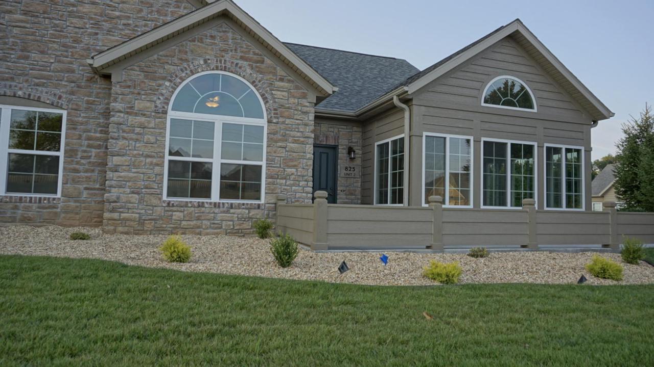 823 Kings Mead Circle - Photo 1