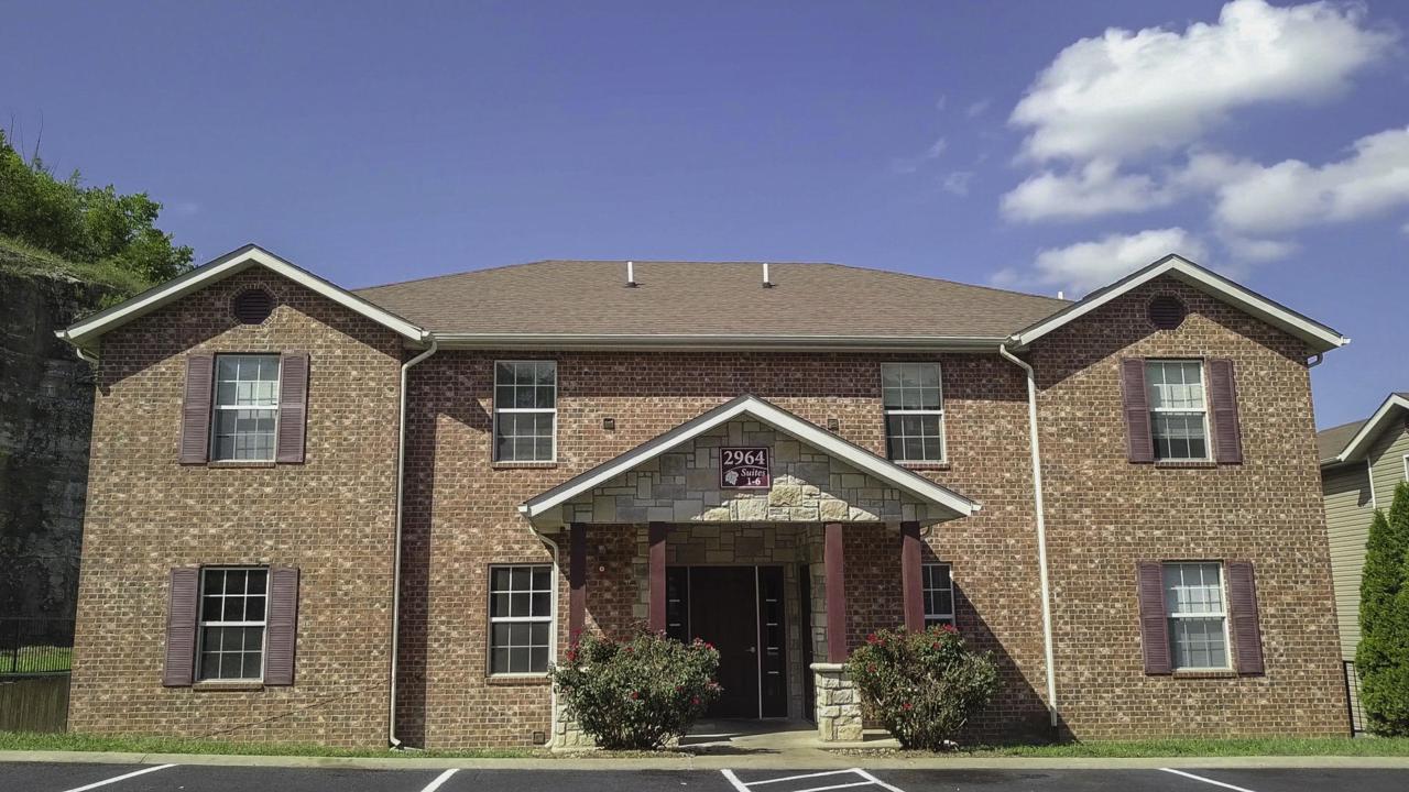 2964 Vineyards Parkway - Photo 1