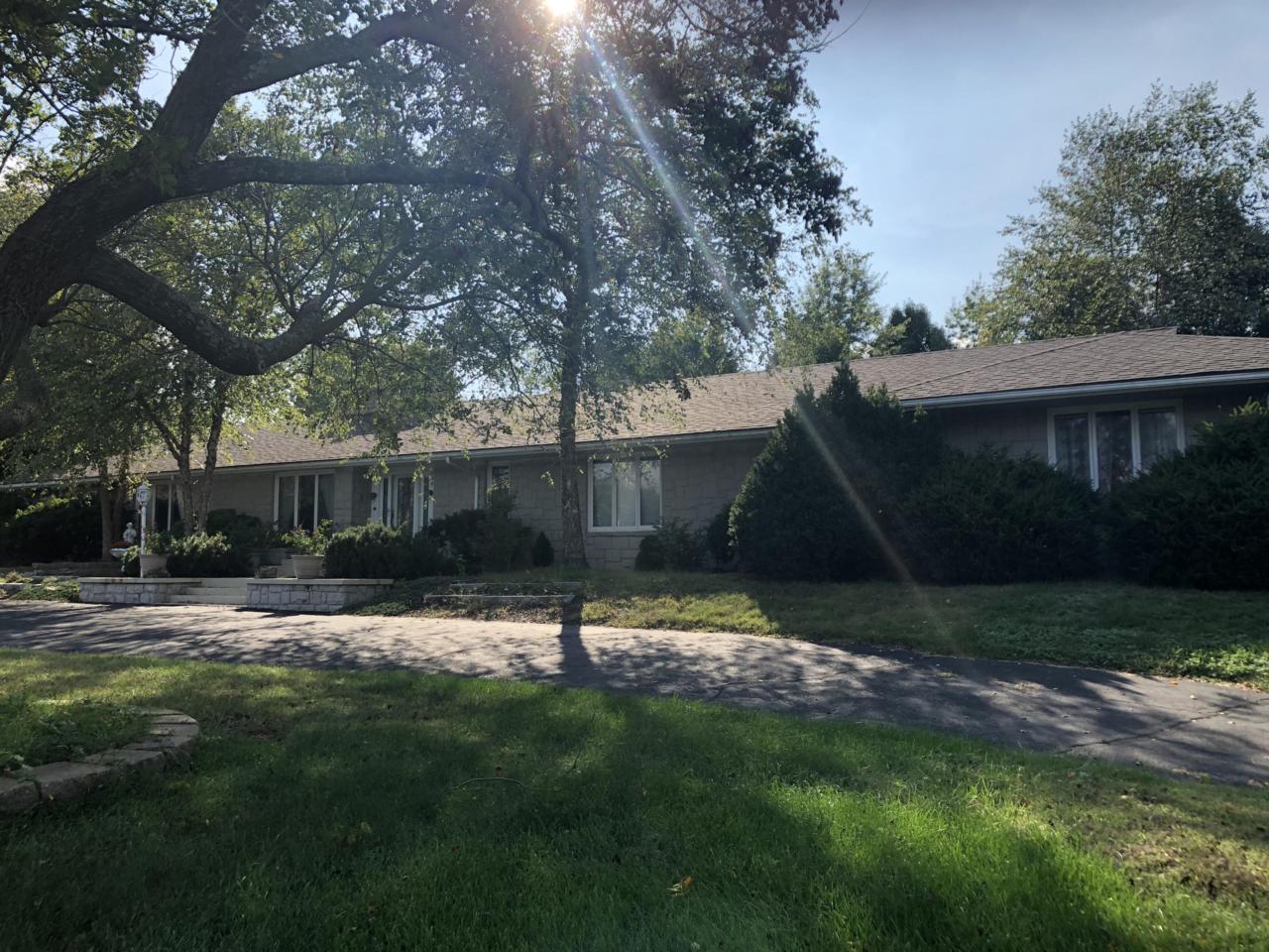 408 Lincoln Avenue - Photo 1