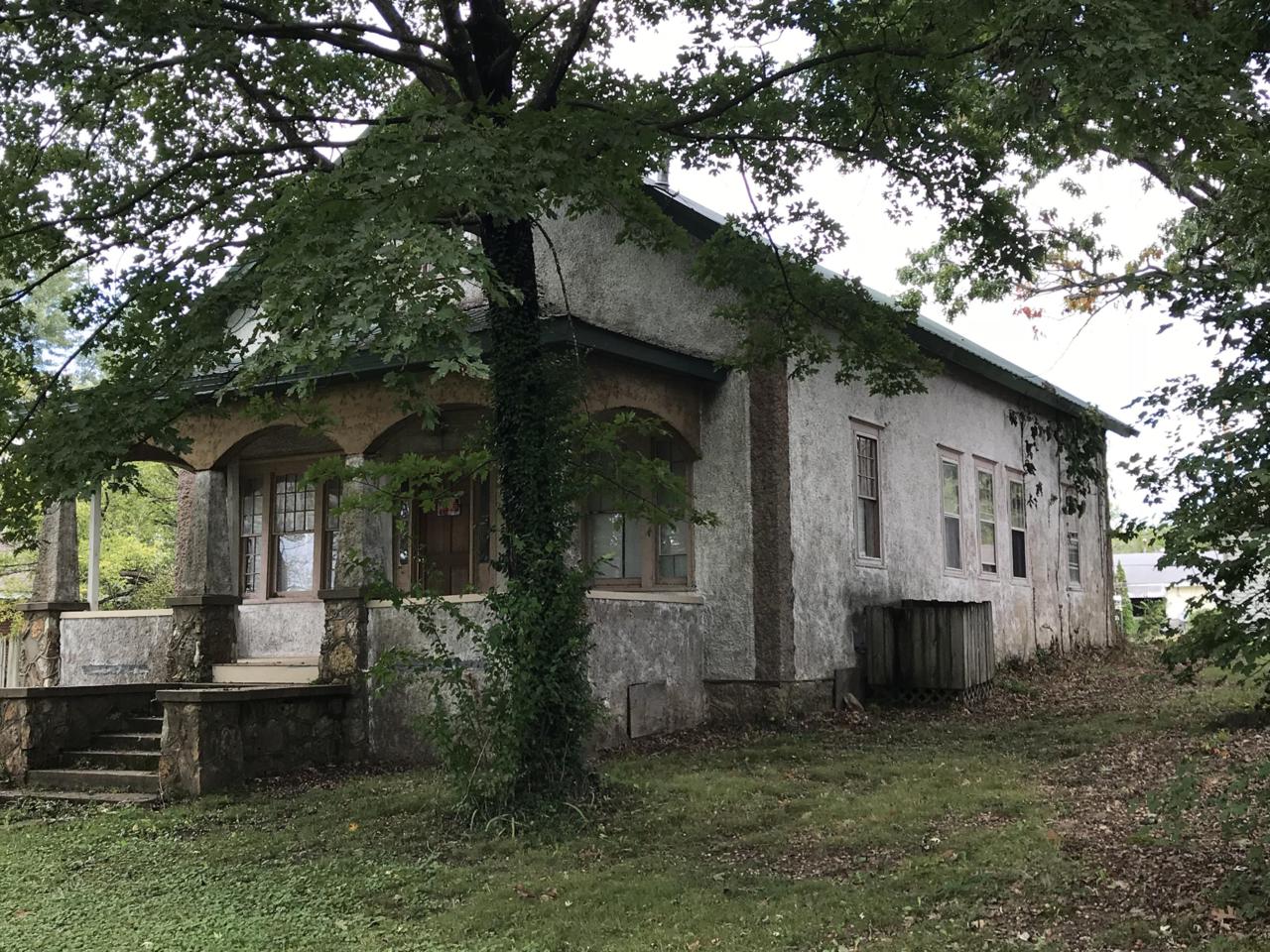 410 Commercial Street - Photo 1