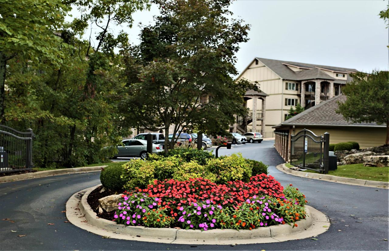 123 Royal Vista Drive - Photo 1
