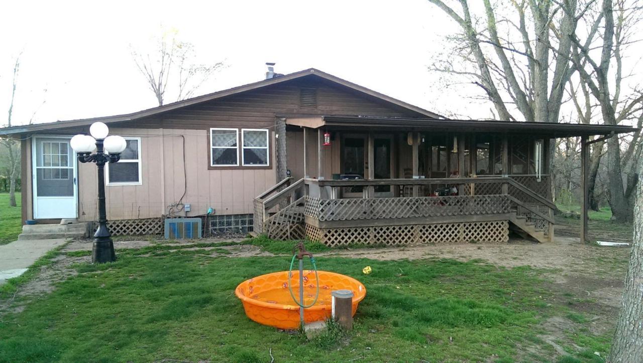 1117 County Road 5710 - Photo 1