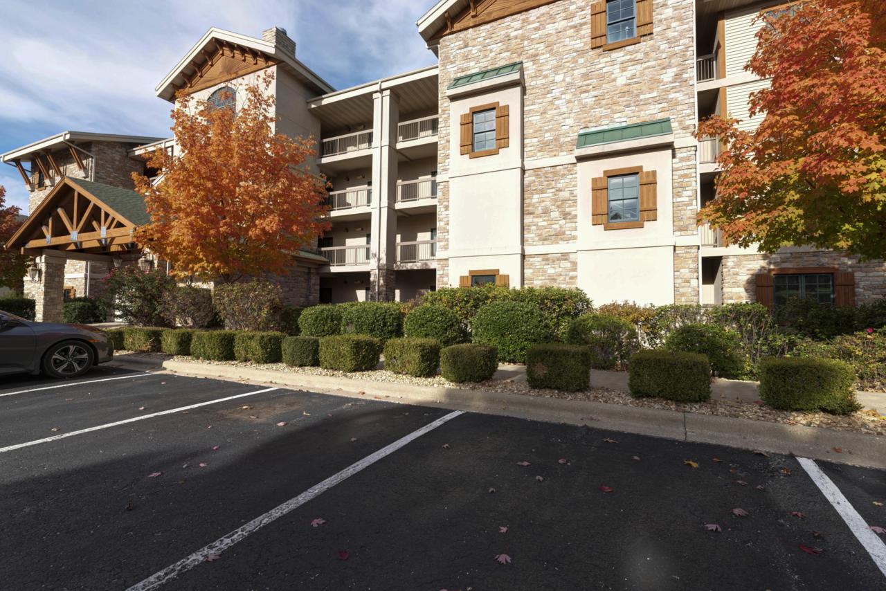 250 Lakewood Drive - Photo 1