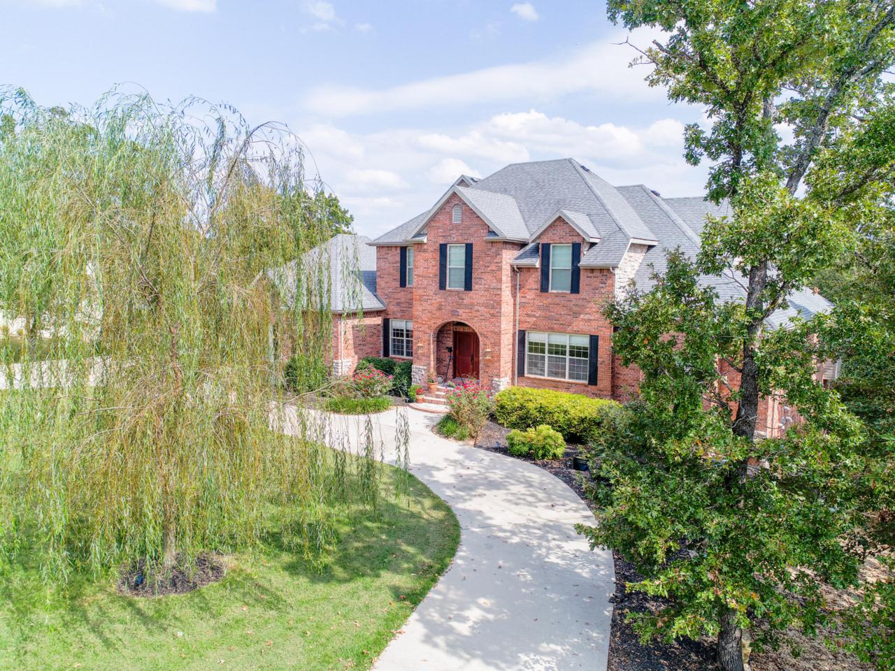 671 Meadow Lane - Photo 1