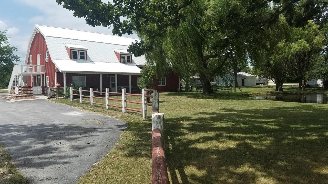 745 Clinton Avenue - Photo 1