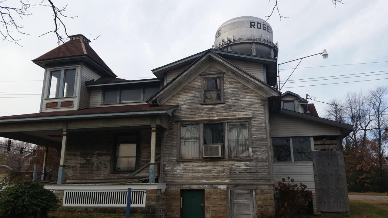 721 Persimmon Street - Photo 1